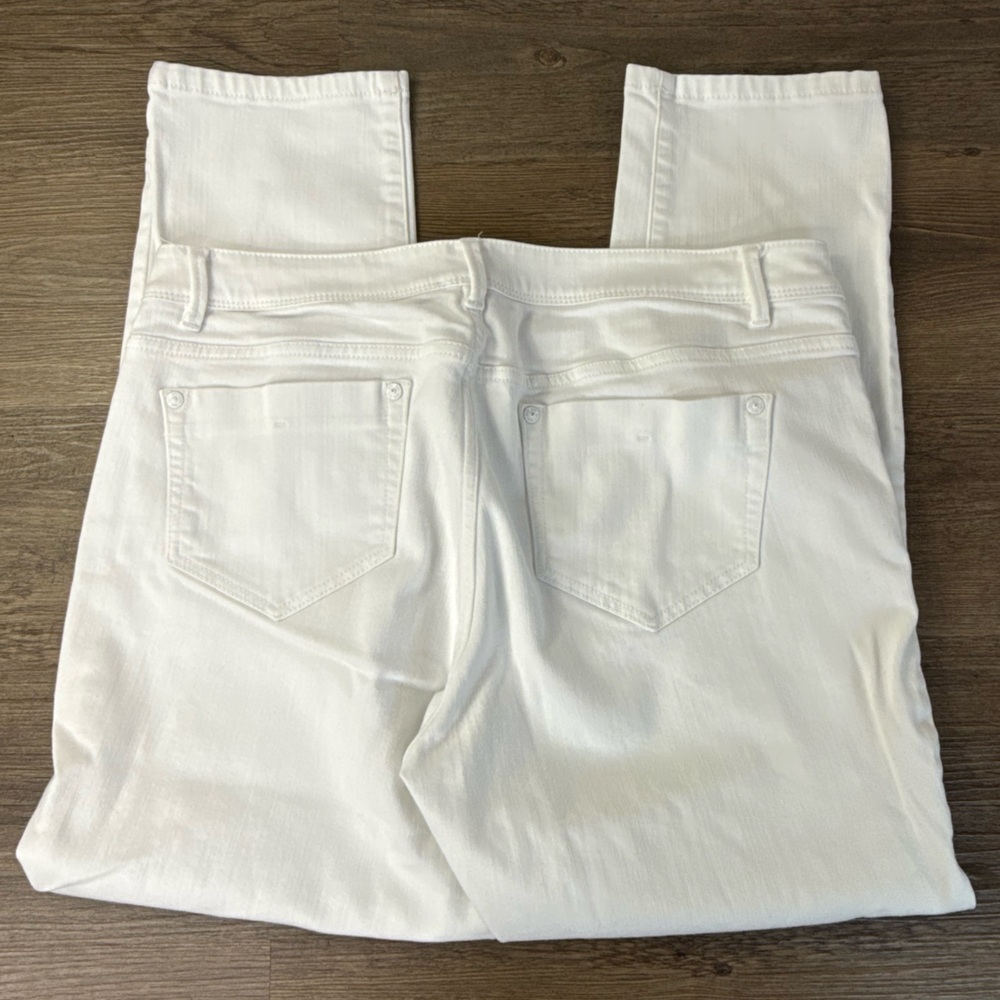 J. Jill Authentic Fit Slim Ankle, White Denim Jeans, size 10P - Picture 9 of 10
